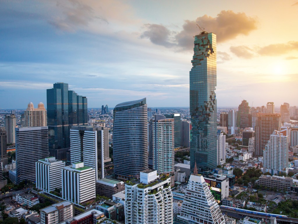 Unveiling the Potential: Top 10 Reasons to Invest in Bangkok Property in&nbsp;2024